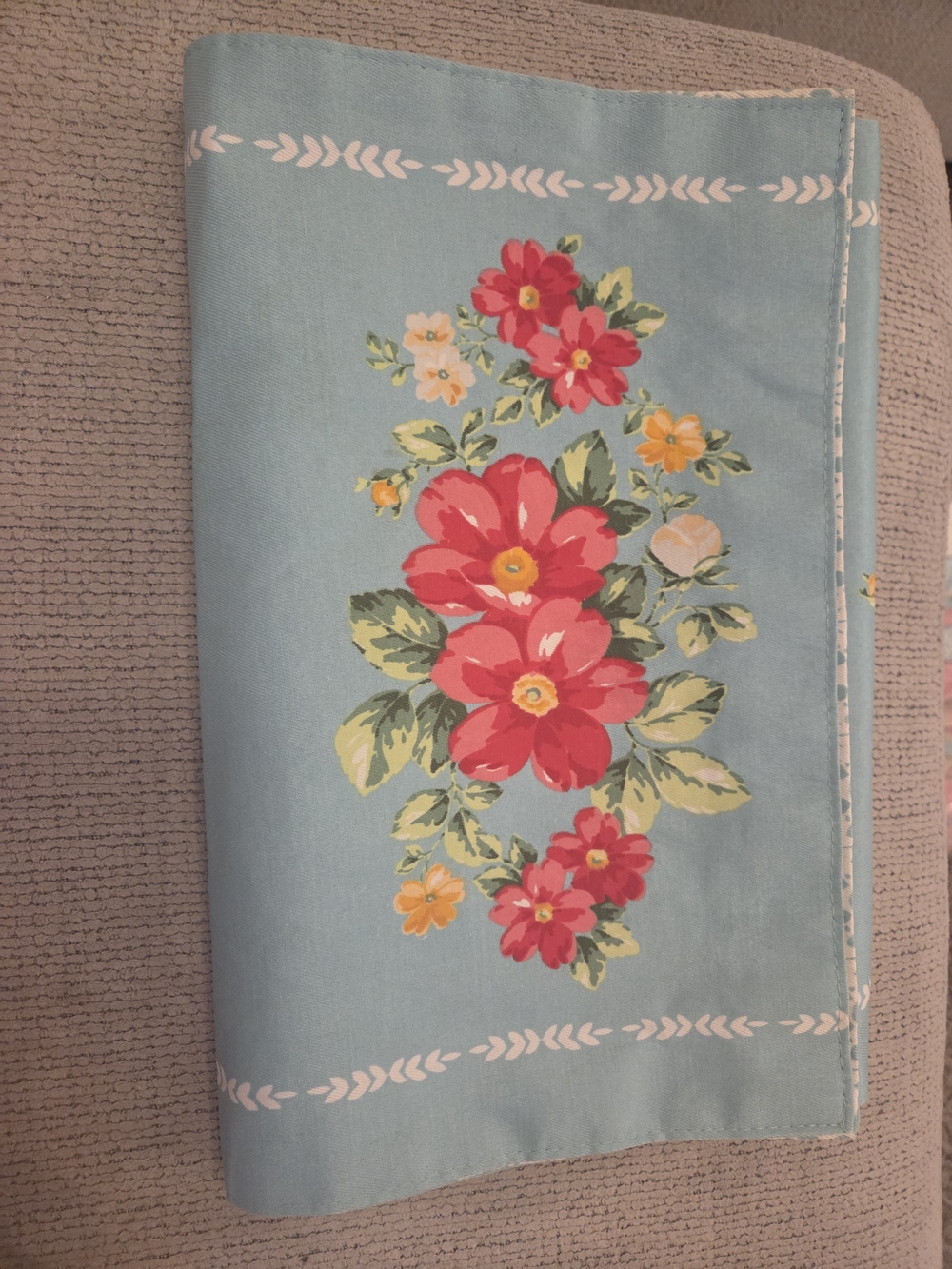 The Pioneer Women Vintage Floral Table Runner 13.5”x70” cotton blend - Picture 2 of 3